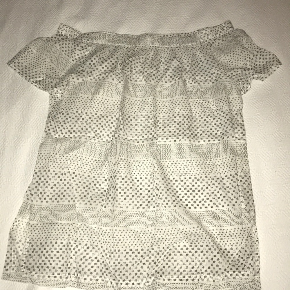 Off the Shoulder Top. New without tags!